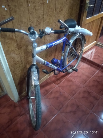 Прадается велосипед хорошим состояний синего цвета Ташкент - изображение 1